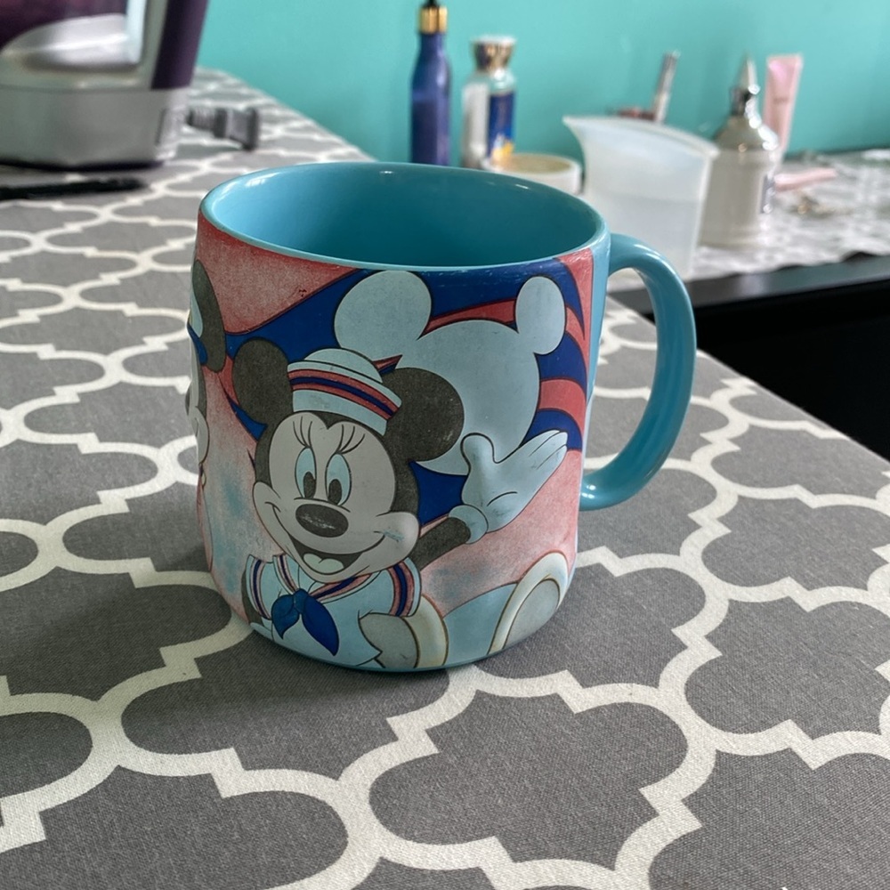 Disney Cruise Line 3D Embossed Mickey and Minnie Coffee Mug